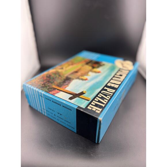 Vintage Guild Puzzle - Santa Barbara Mission - Picture 4 of 7